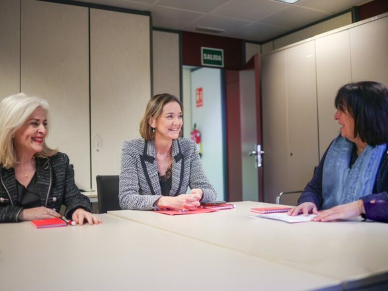 Reunión con la portavoz del Grupo Municipal Socialista del Ayuntamiento de Madrid