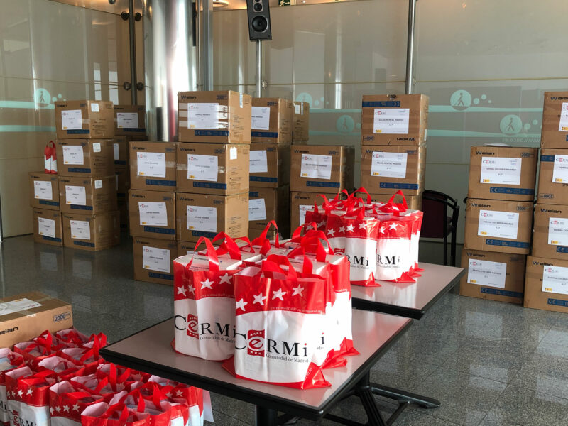 Reparto de 142.000 mascarillas a Entidades de la discapacidad, entregadas por la Delegación del Gobierno en Madrid, y facilitadas por el Ministerio de Sanidad al movimiento CERMI