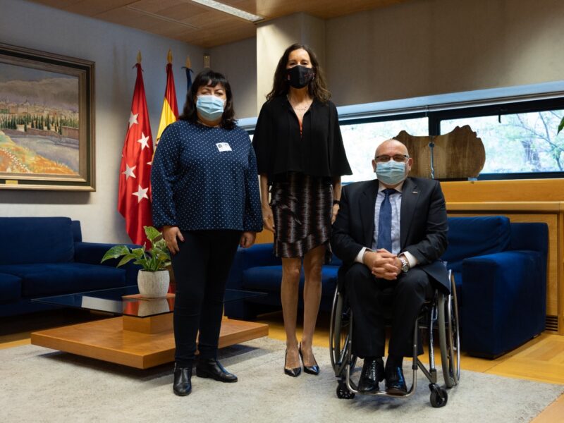 Reunión con la presidenta de la Asamblea de Madrid