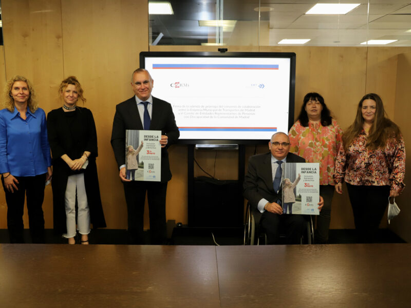 Firma de convenio de CERMI Comunidad de Madrid y EMT Madrid