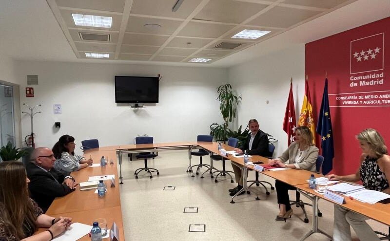 Reunión con la consejera de Medio Ambiente, Vivienda y Agricultura de la Comunidad de Madrid