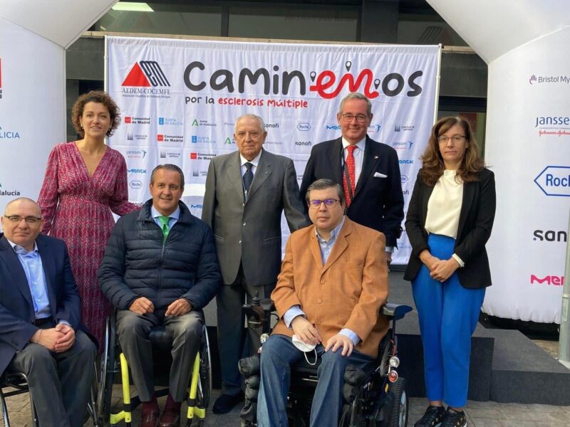Acto "Etapa Ecuador" de la campaña Caminemos por la esclerosis múltiple, de AEDEM-COCEMFE