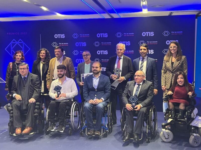 Acto de entrega del premio OTIS, por un mundo sin barreras a Óscar Moral Ortega