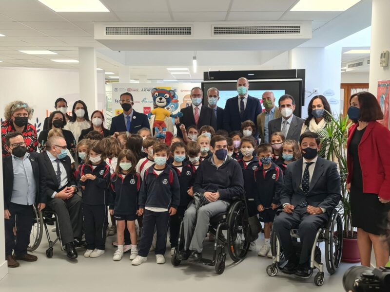 Acto de presentación de la Campaña de Sensibilización y Divulgación de las Enfermedades Raras Raquitismos y Osteomalacia Heredados, organizado por AERyOH