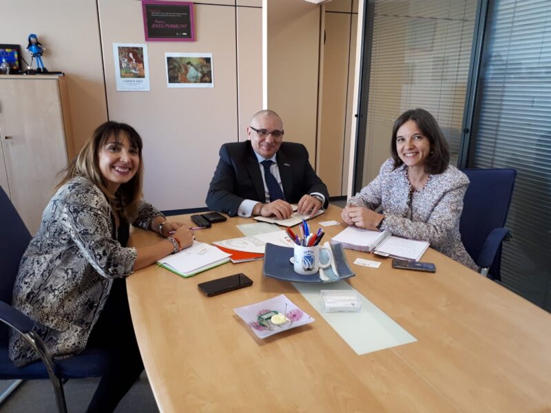 Reunión con la concejala de Bienestar Social del Ayuntamiento de Fuenlabrada