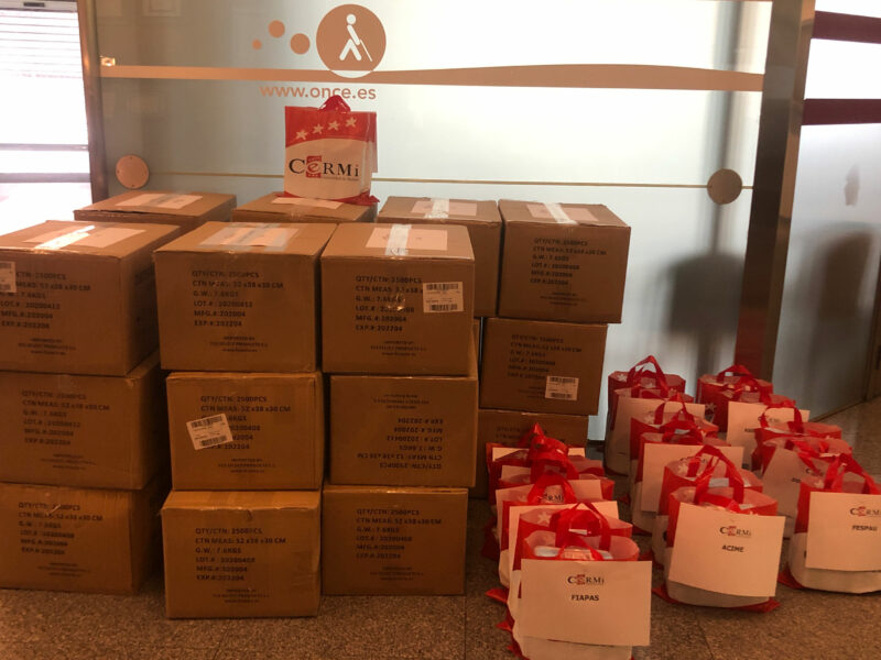 Reparto de 70.000 mascarillas a Entidades de la discapacidad, entregadas por la Delegación del Gobierno en Madrid, y facilitadas por el Ministerio de Sanidad a CERMI Estatal