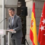 Acto del entrega del texto accesible del nuevo A49 de la CE de CERMI Comunidad de Madrid a la Comunidad de Madrid