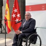 Acto del entrega del texto accesible del nuevo A49 de la CE de CERMI Comunidad de Madrid a la Comunidad de Madrid