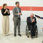 Acto del entrega del texto accesible del nuevo A49 de la CE de CERMI Comunidad de Madrid a la Comunidad de Madrid