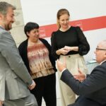 Acto del entrega del texto accesible del nuevo A49 de la CE de CERMI Comunidad de Madrid a la Comunidad de Madrid