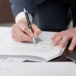 La Comunidad de Madrid modifica en su normativa más de 120 términos peyorativos sobre discapacidad