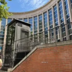 Sanidad solventa los problemas de accesibilidad física del Centro de Especialidades Hermanos García Noblejas de Madrid