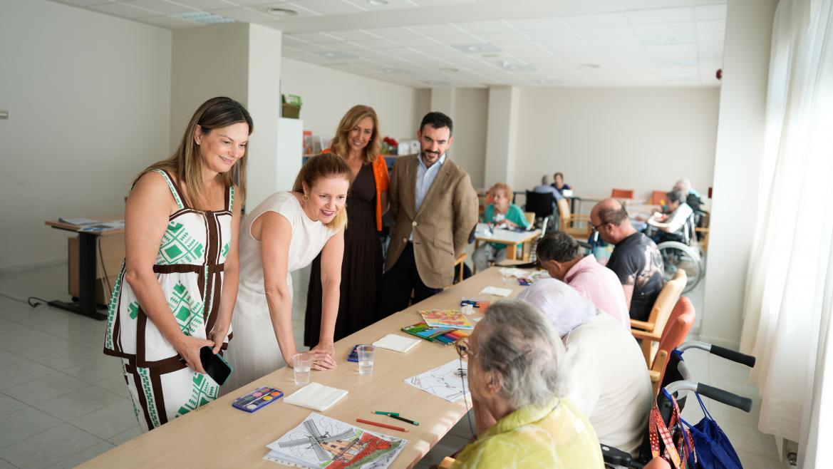 La Comunidad de Madrid creará un cuerpo especializado de letrados en la Agencia para el Apoyo a las Personas Adultas con Discapacidad