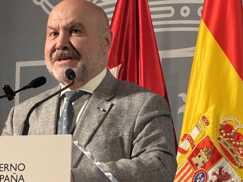 Acto de entrega a Óscar Moral, a título póstumo, de la Encomienda de Número de la Orden del Mérito Civi