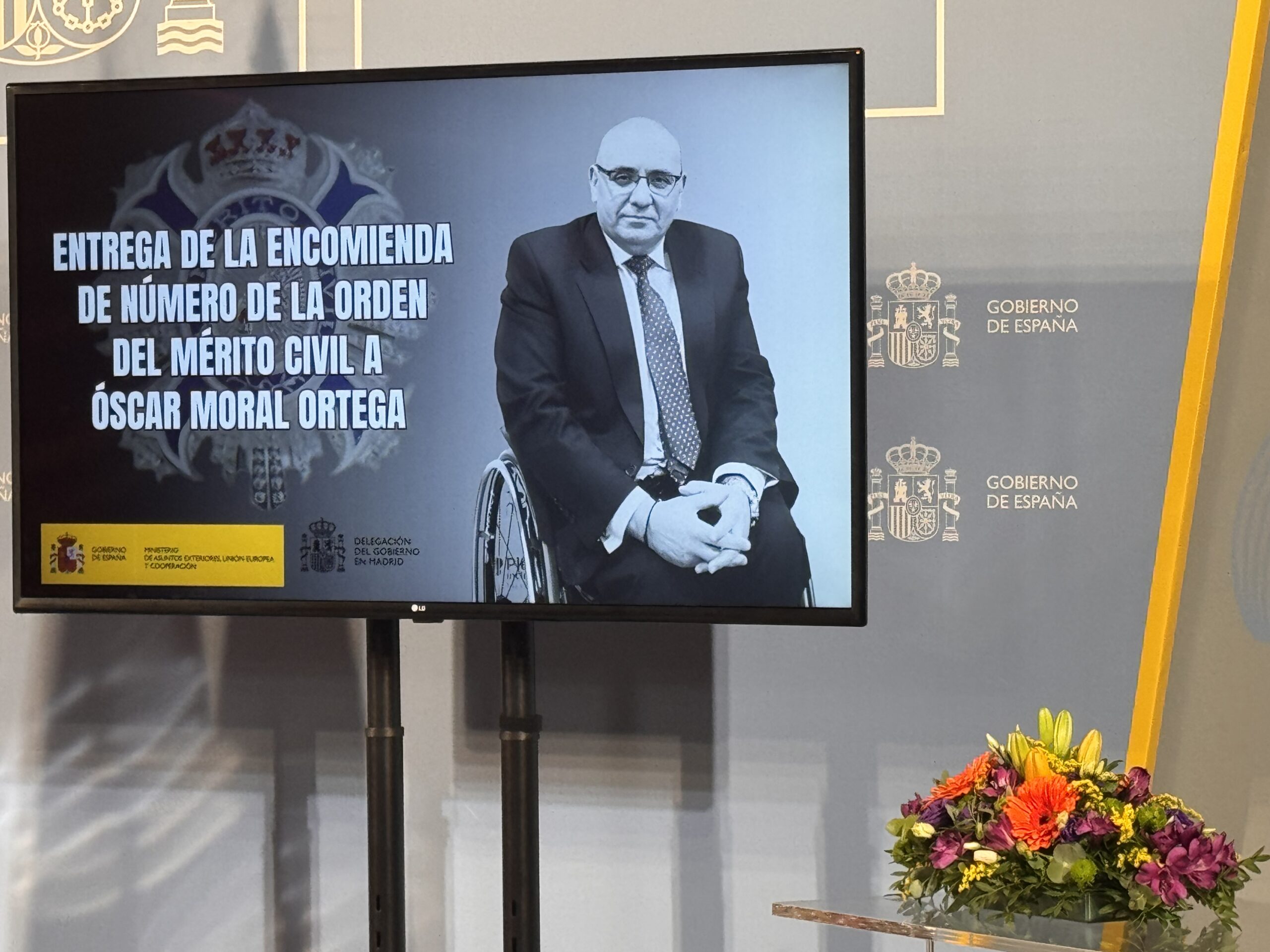 Acto de entrega a Óscar Moral, a título póstumo, de la Encomienda de Número de la Orden del Mérito Civi