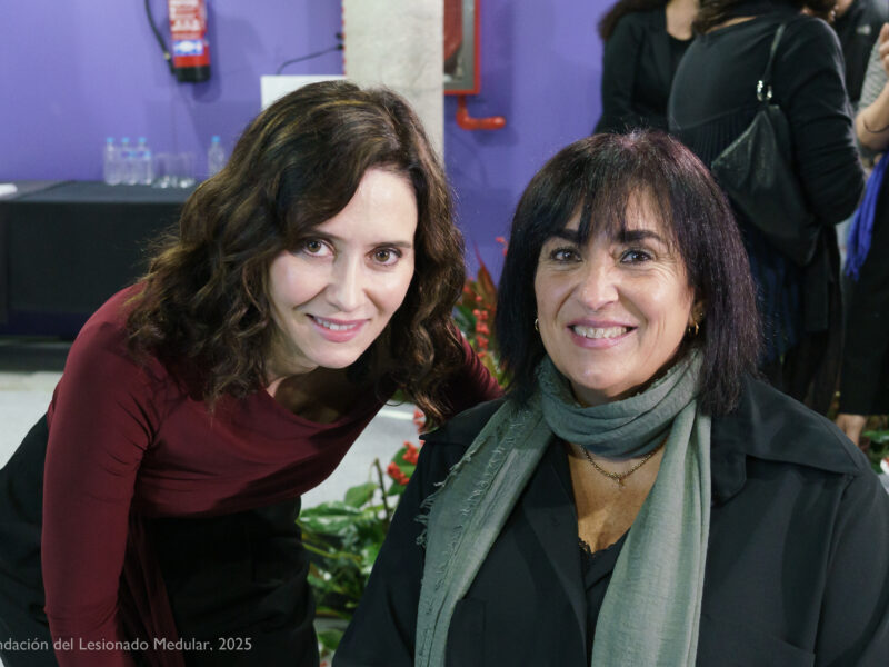 Acto de entrega del 'Galardón Solidario: Corazones que Ayudan, Personas que Transforman', de la Fundación del Lesionado Medular (FLM)