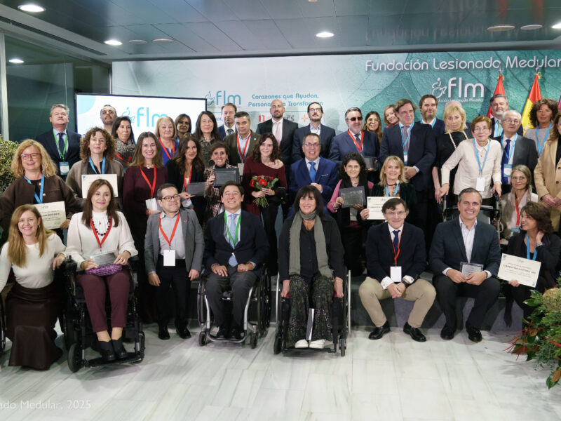 Acto de entrega del 'Galardón Solidario: Corazones que Ayudan, Personas que Transforman', de la Fundación del Lesionado Medular (FLM)