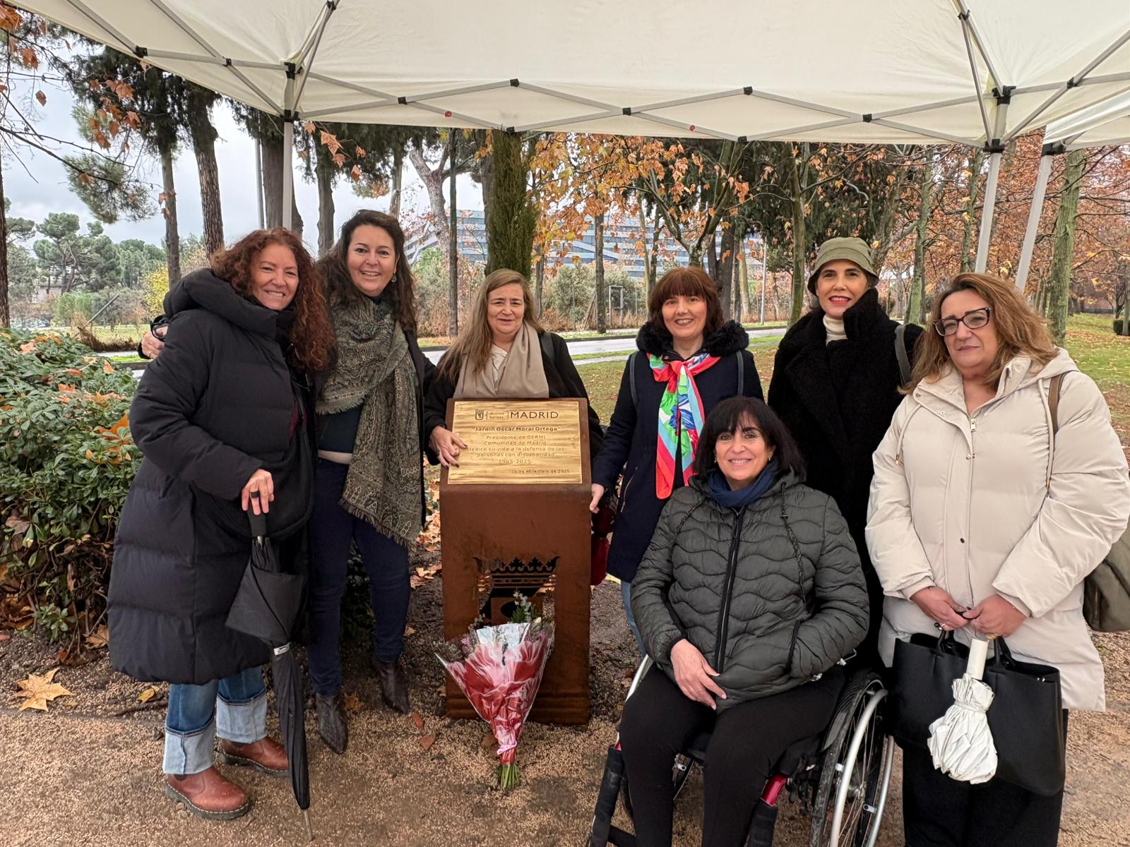 El Ayuntamiento de Madrid dedica unos jardines a Óscar Moral, presidente de CERMI Comunidad de Madrid fallecido en 2025
